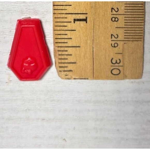 Monster High Red Skull Makeup Compact Operetta Dot Dead Gorgeous - Picture 4 of 4